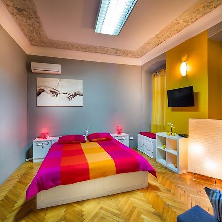 Apartment Korzo Filodrammatica Rijeka Zimmer foto