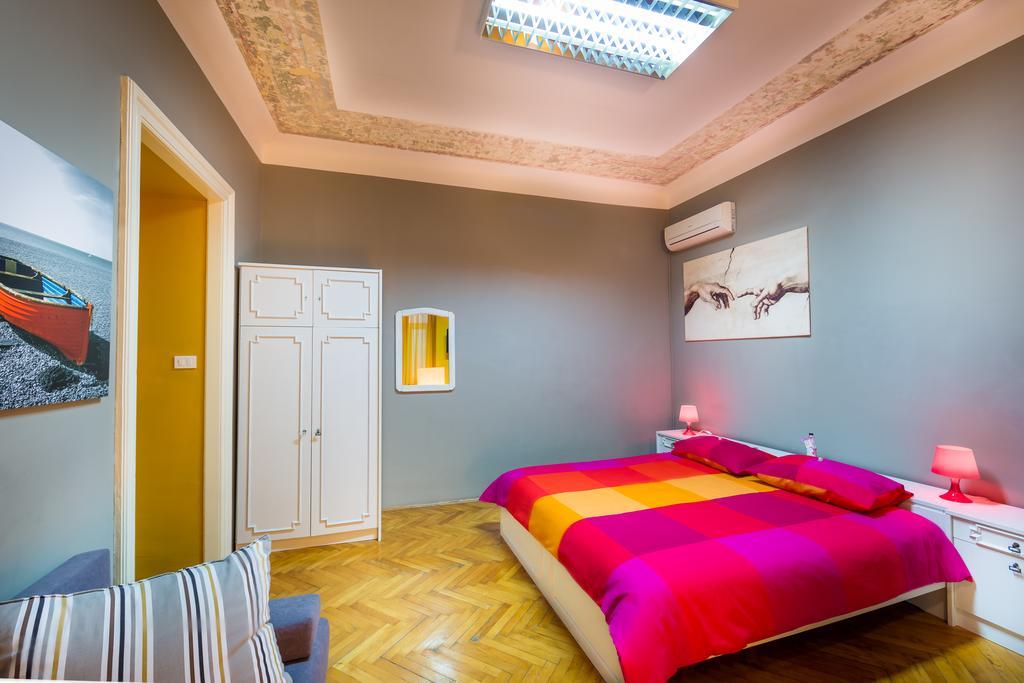 Apartment Korzo Filodrammatica Rijeka Zimmer foto