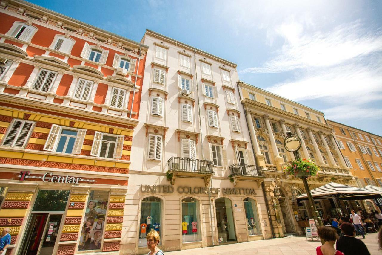 Apartment Korzo Filodrammatica Rijeka Exterior foto